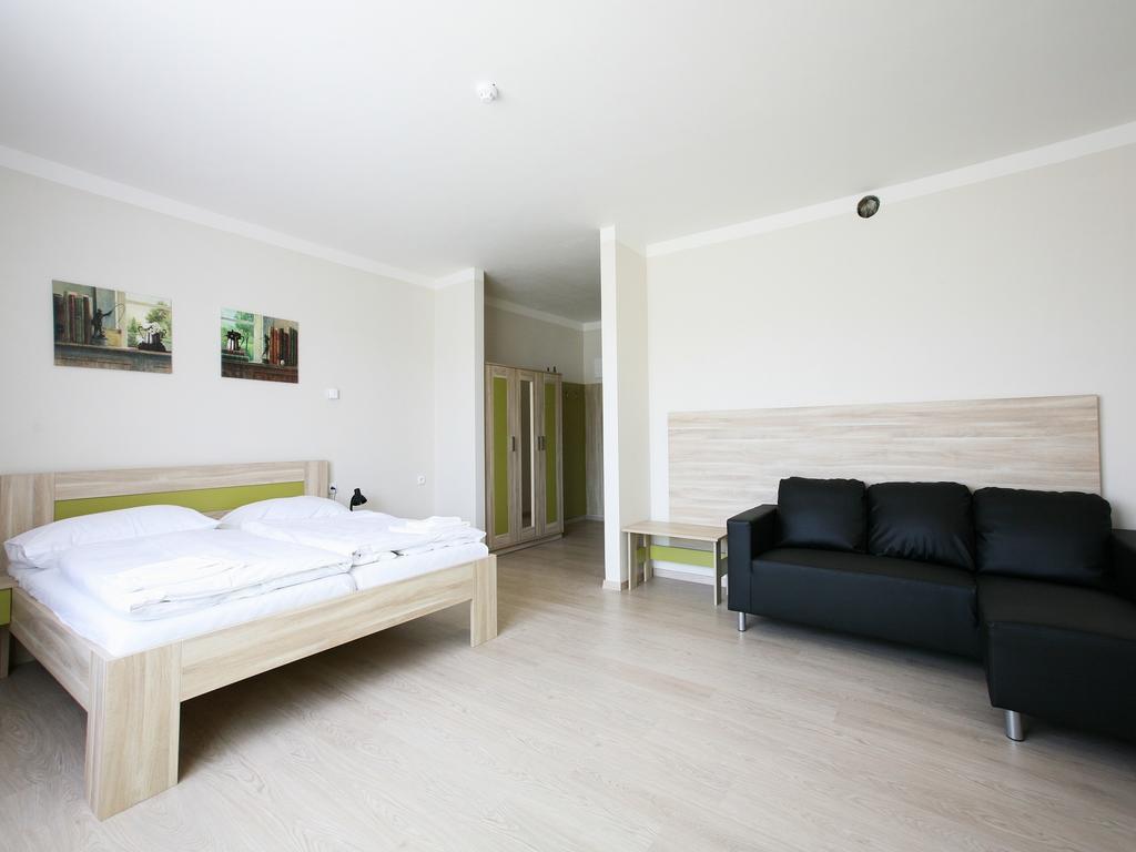 Nad Kralovnou Hotel & Restaurant Прага Номер фото